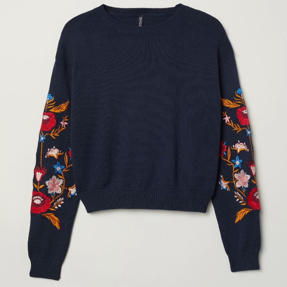 Navy sweater with embroidered flowers